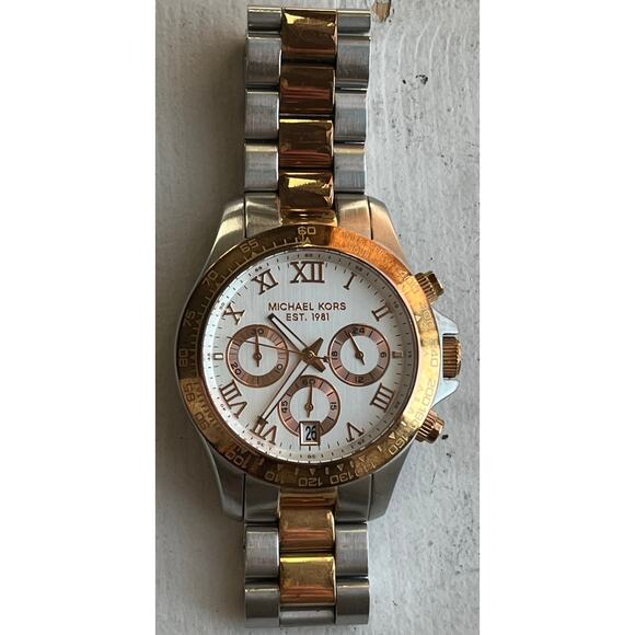 Michael Kors Layton MK5622 silver rose gold two-tone stainless steel watch $375 - Picture 10 of 11